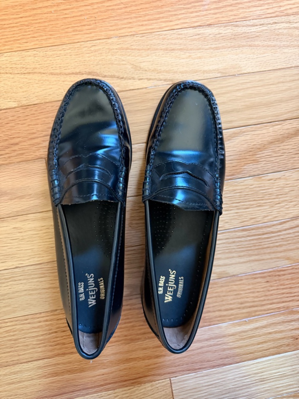 Weejuns Women’s Classic Black Leather Penny Loafers